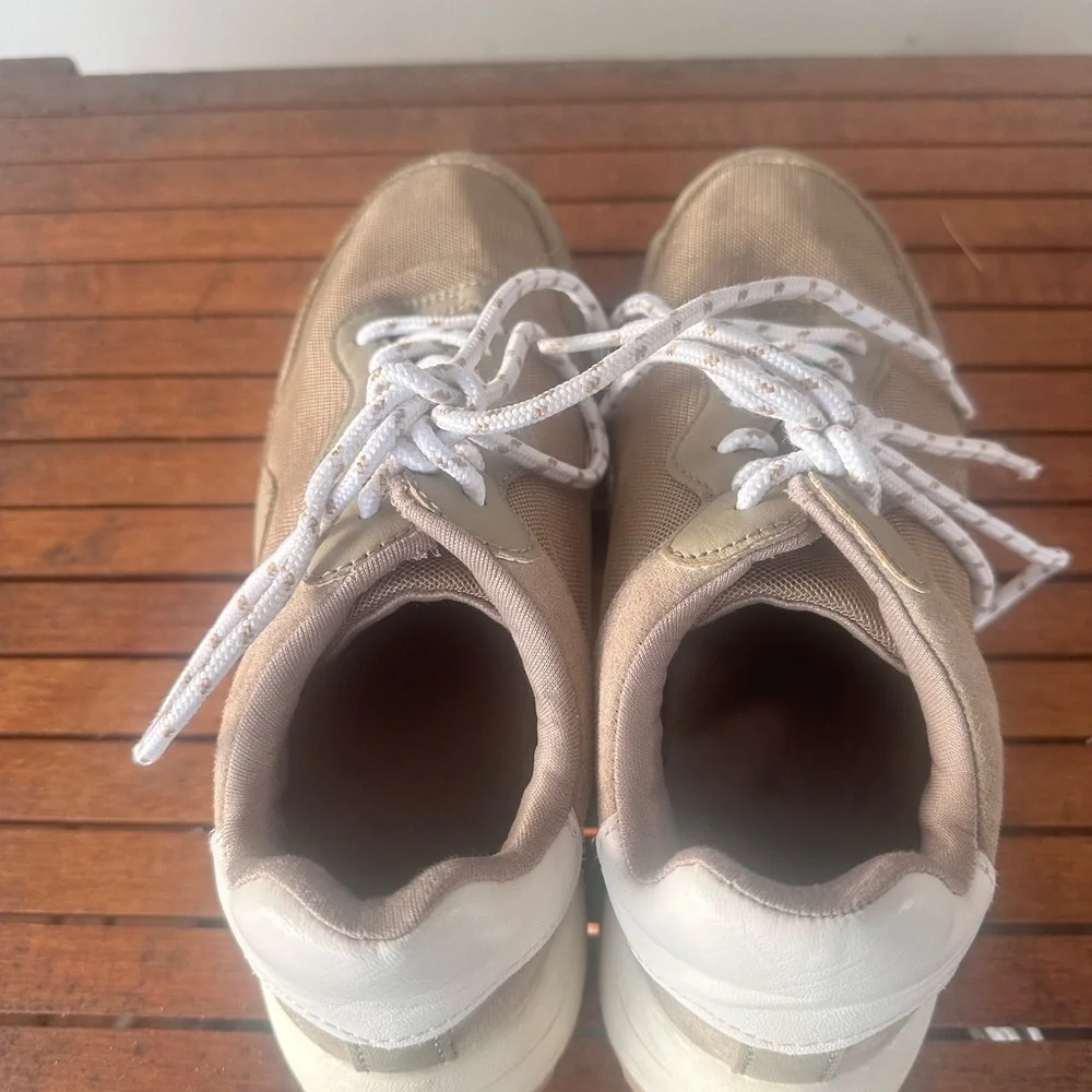 A New Day women's taupe athletic shoes size 7.5